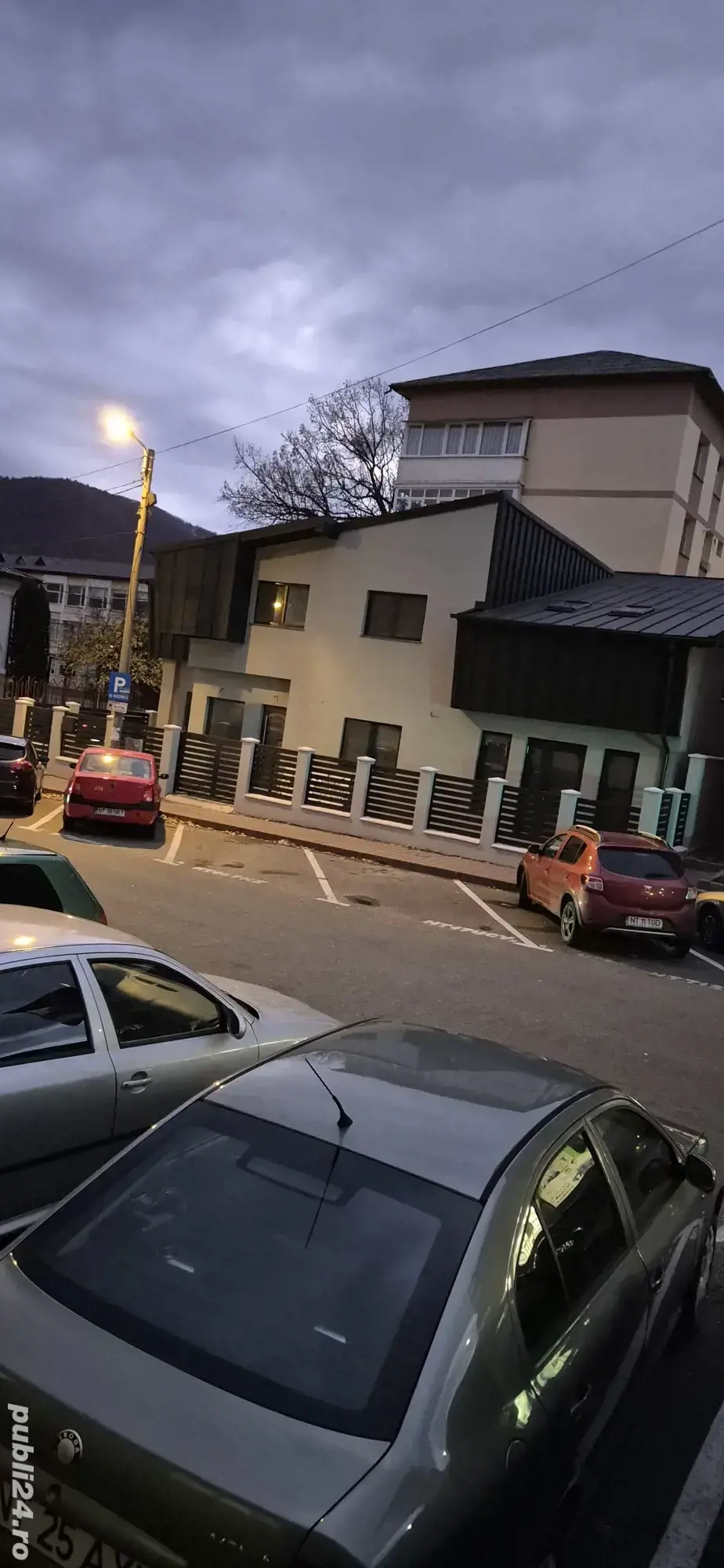 Spatiu de inchiriat zona Spitalul Județean, Scoala nr.2, Asirom 