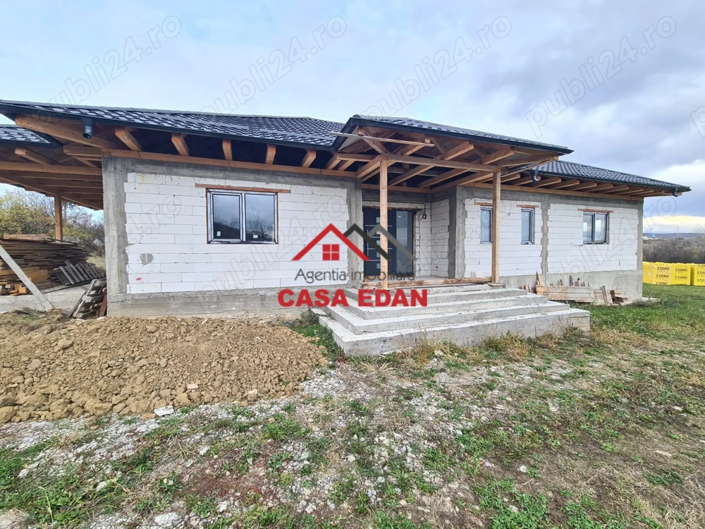 Casa in Bobolia--160.000e