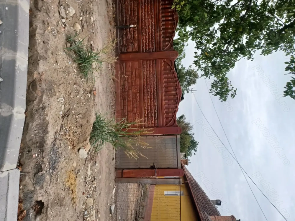 Vând teren 1200 metri pătrați 