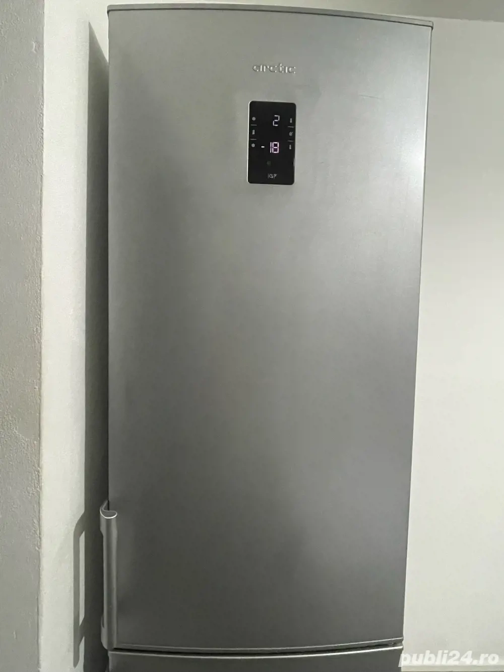 Combina frigorifica Arctic 