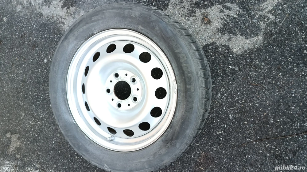 Vand roți pentru Mini cooper,cu cauciucuri de iarnă 