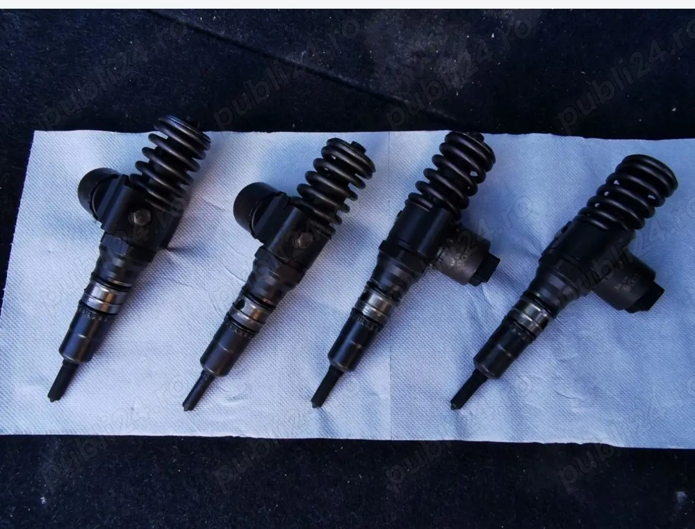 Set injectoare în stare foarte bună 