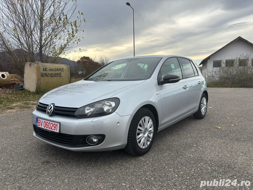 VW Golf 6 an 2013 benzina km 182000 carte servis
