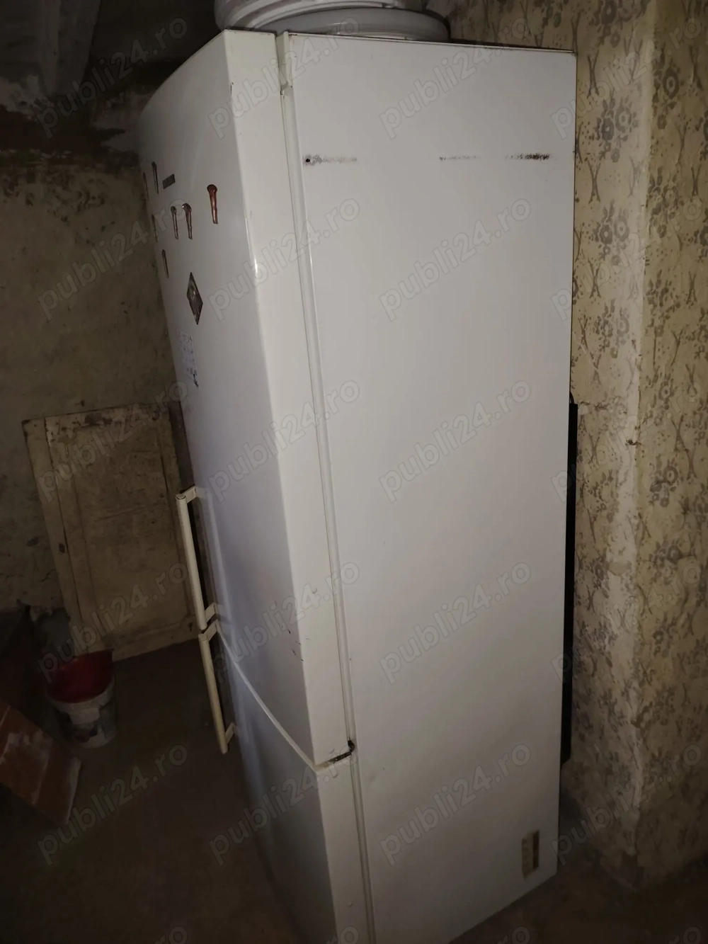 Vând frigider utilizat