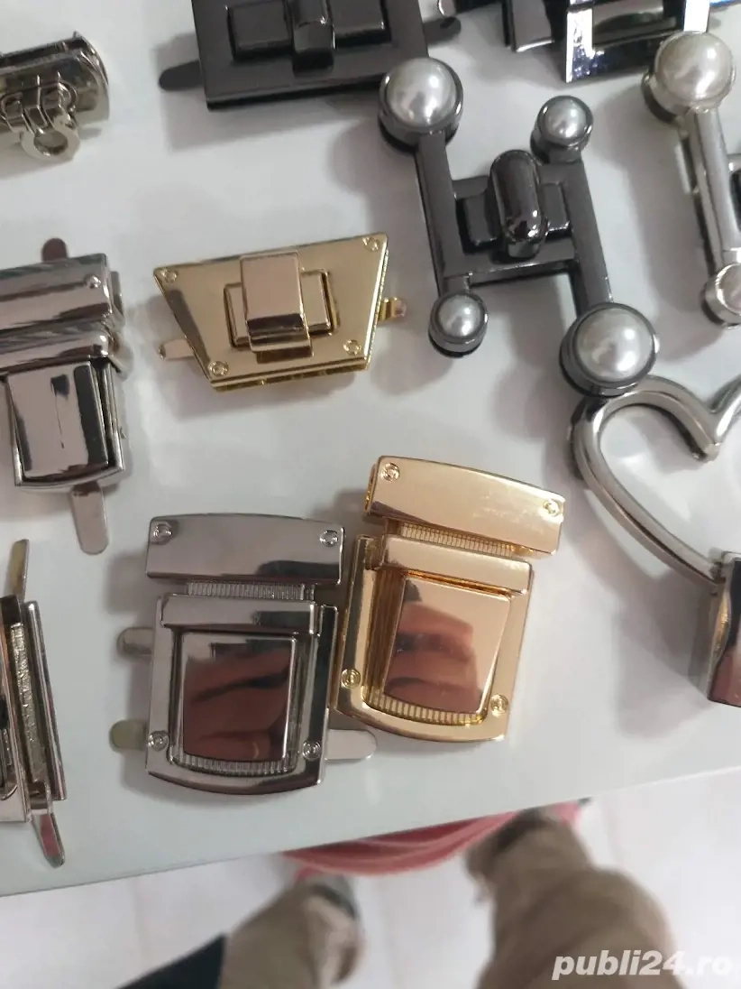 Angajam lucrator comercial