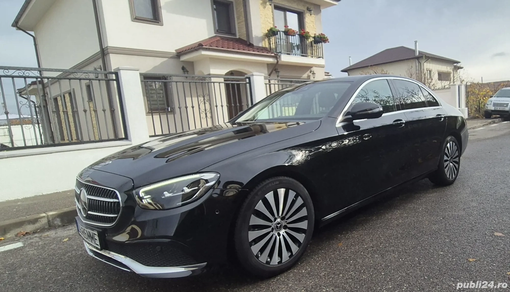 Mercedes E220d an 2021