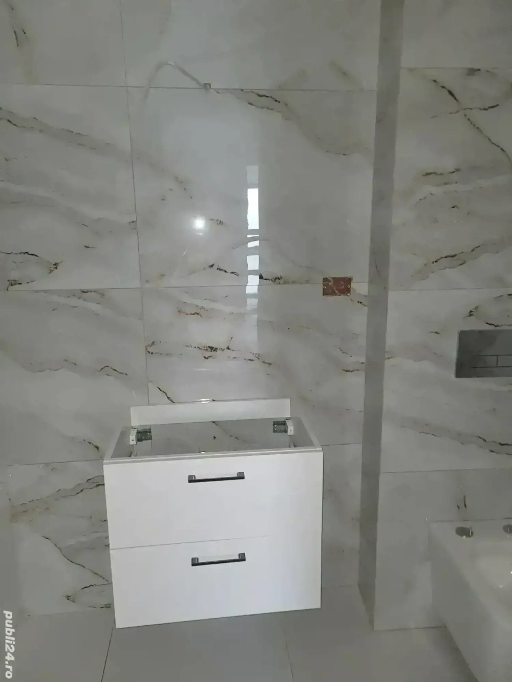 Gresie și Faianță 