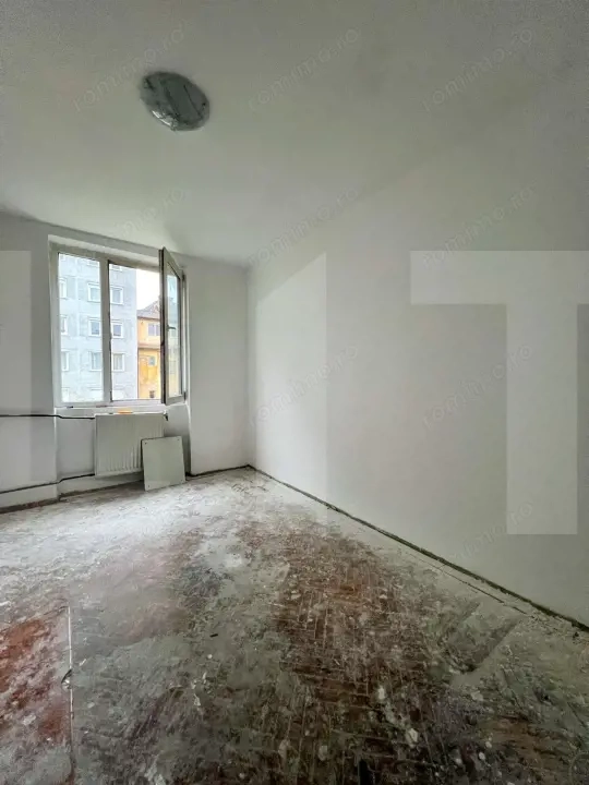 Garsonieră de vanzare, 11 mp, zona Medicina