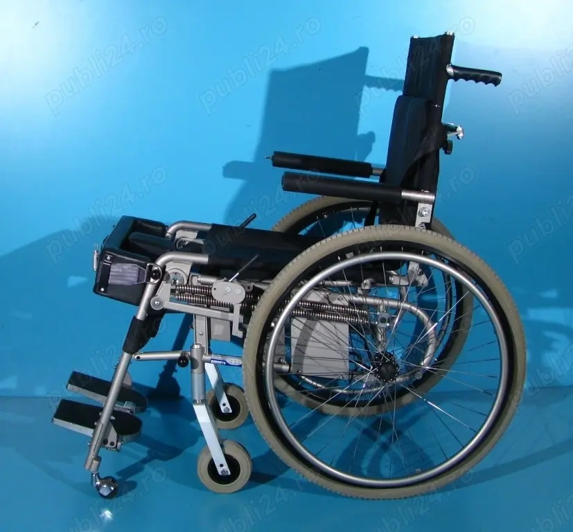 Scaun cu rotile cu verticalizare electrica Levo