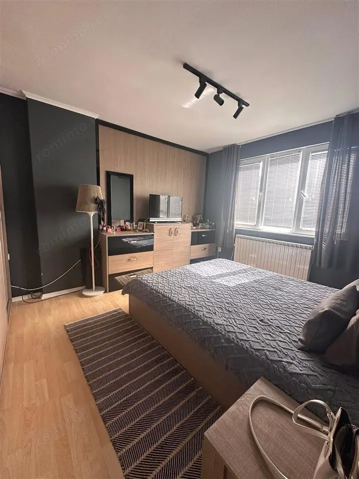 Apartament cu doua camere de inchiriat in zona Militari