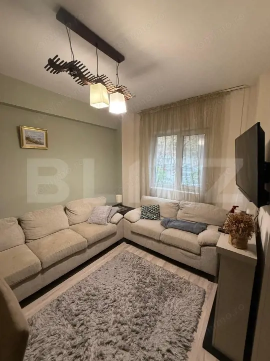 Apartament 4 camere, 80 mp, zona Vest 