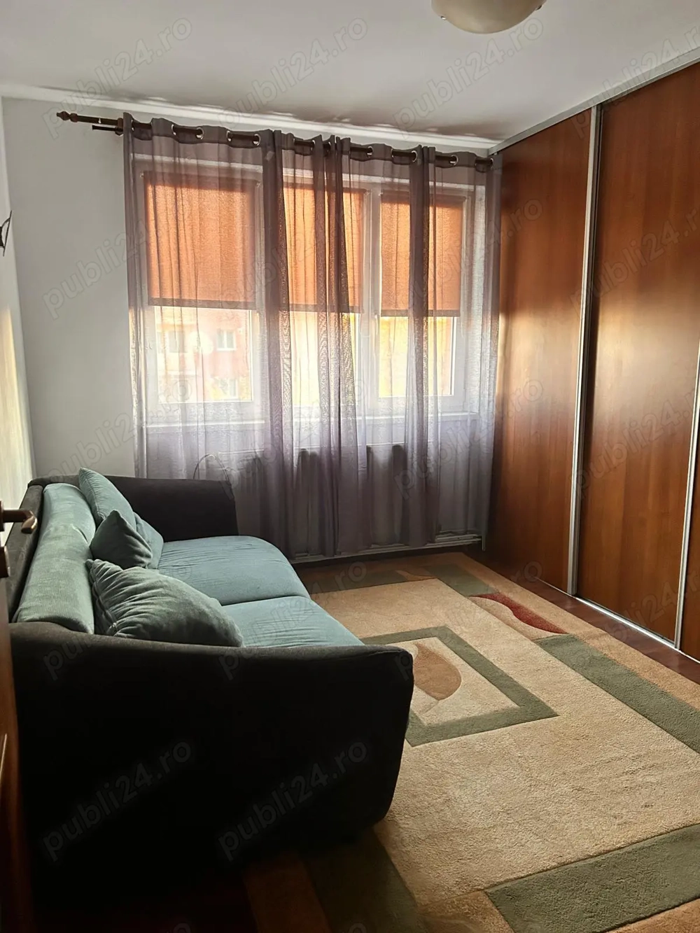 Inchiriez Ap.3 camere