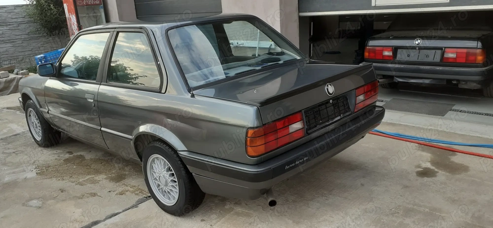 Bmw e30 320i coupe ursulet