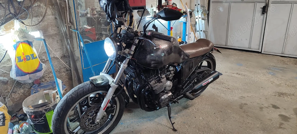 Yamaha xj cafe racer 600