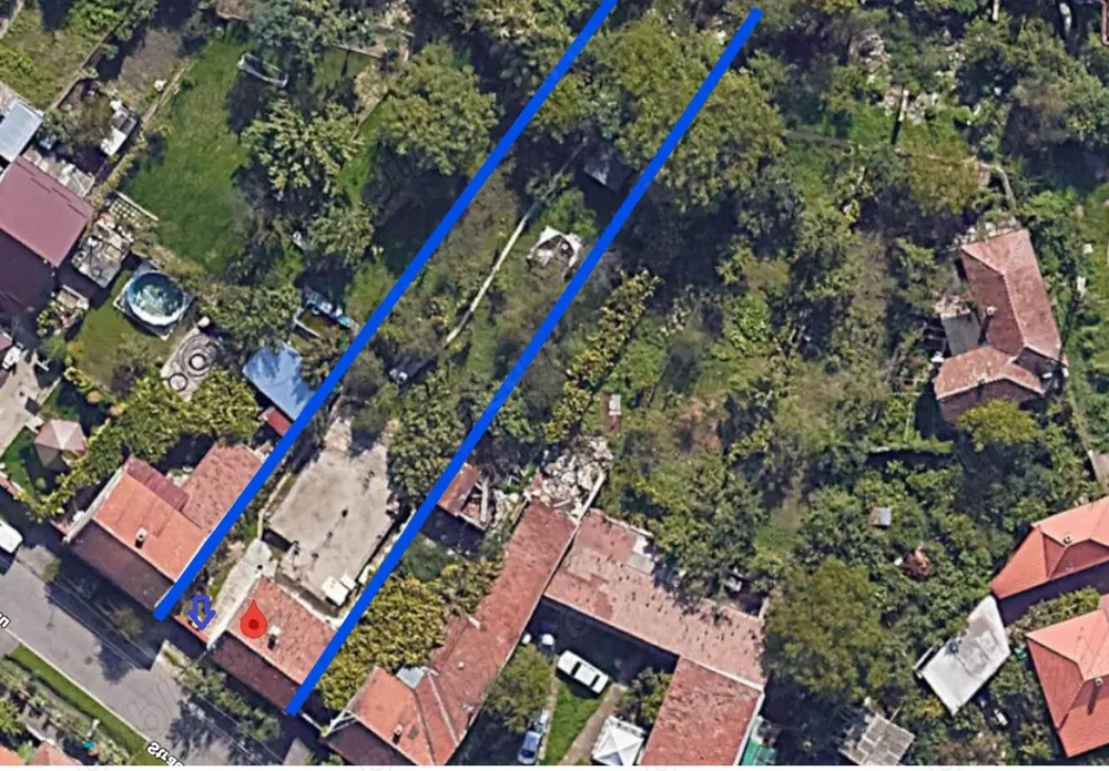 Teren intravilan pentru construcție în suprafață de 652 mp 