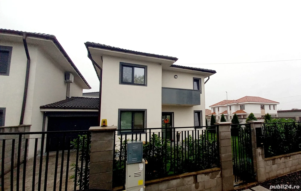 Proprietar - Vand 1 2 duplex cu garaj