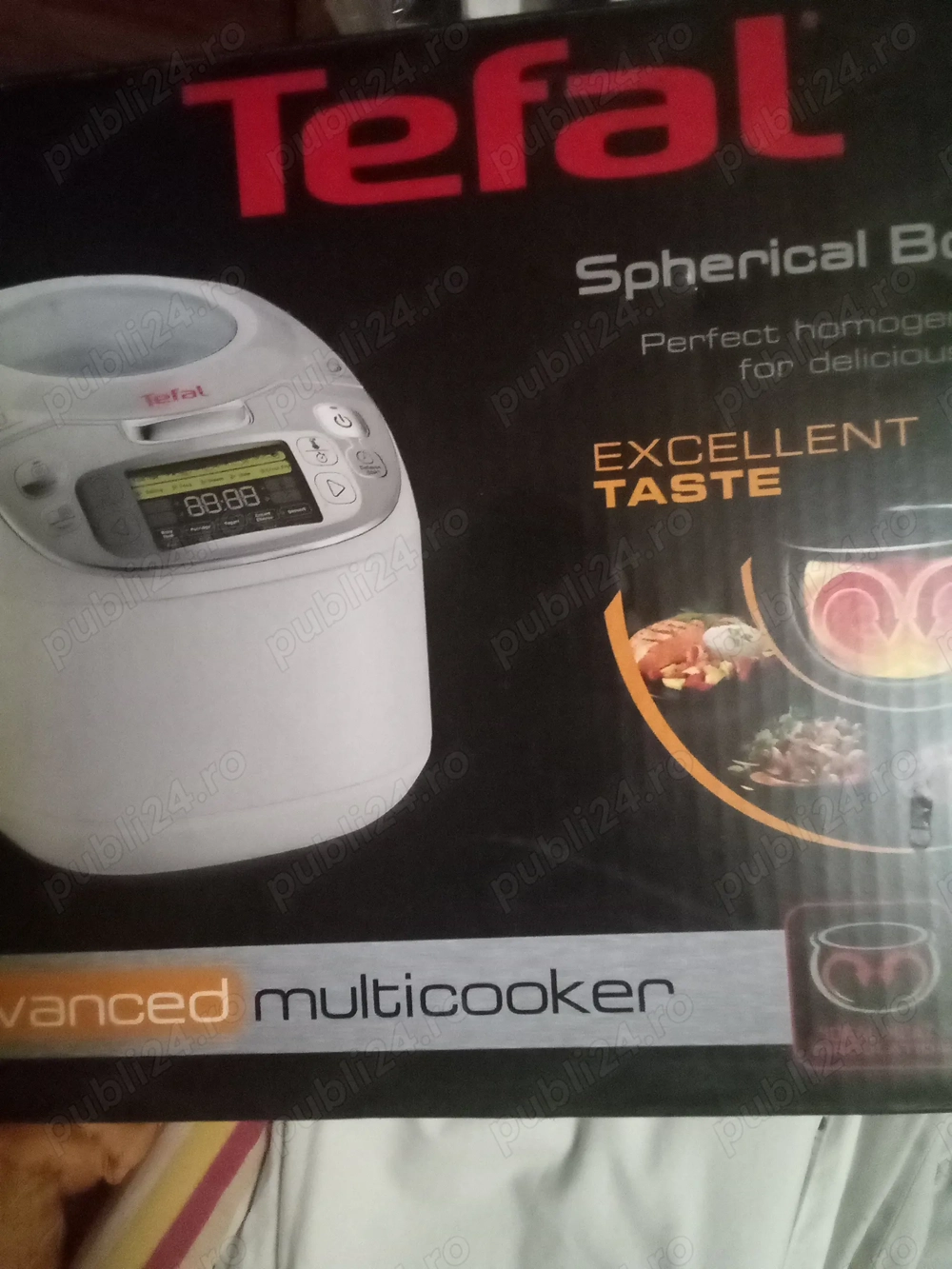 Multicooker Tefal.