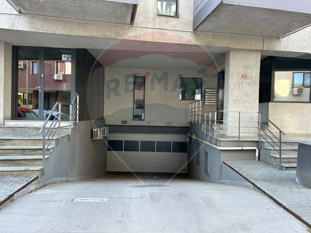 Apartament 3 camere de vanzare – Metrou Brancoveanu