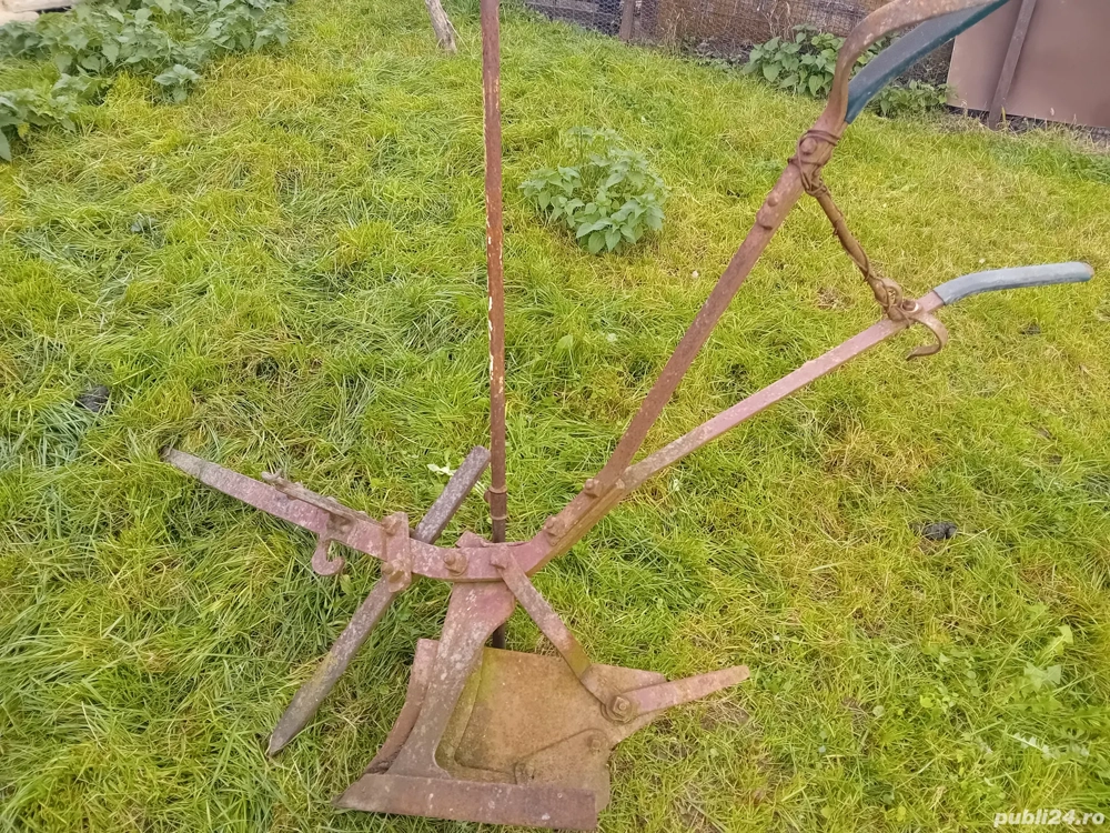 vând  plug dupa cal