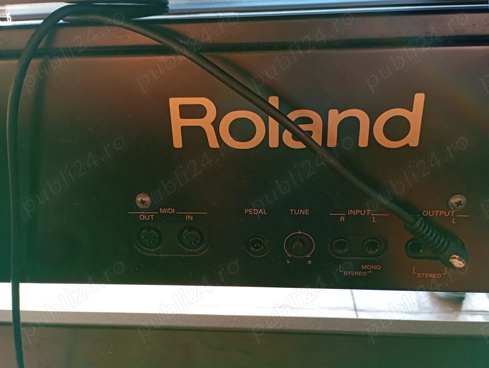 Pianina Roland