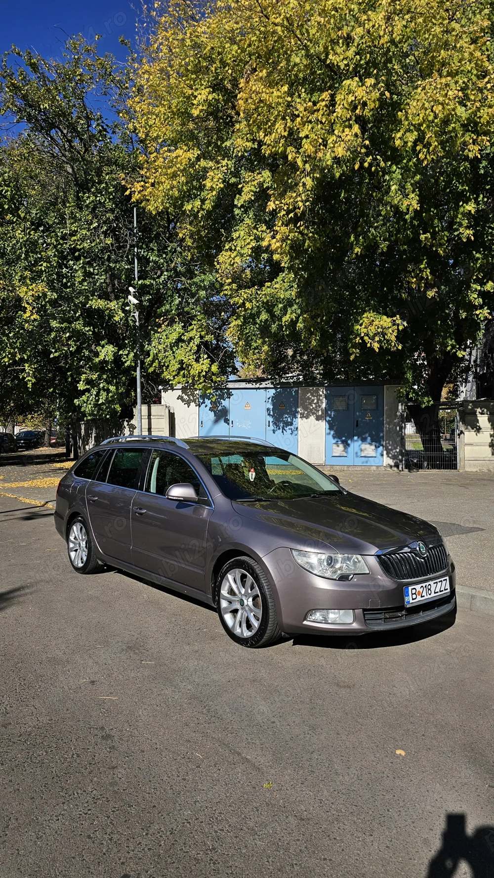 Skoda superb 2.0 TDI 140cp 2010