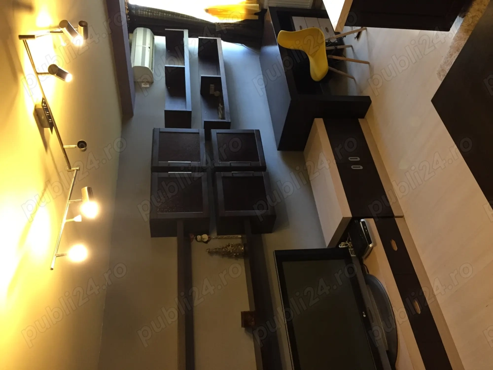 Proprietar Închiriez garsonieră 