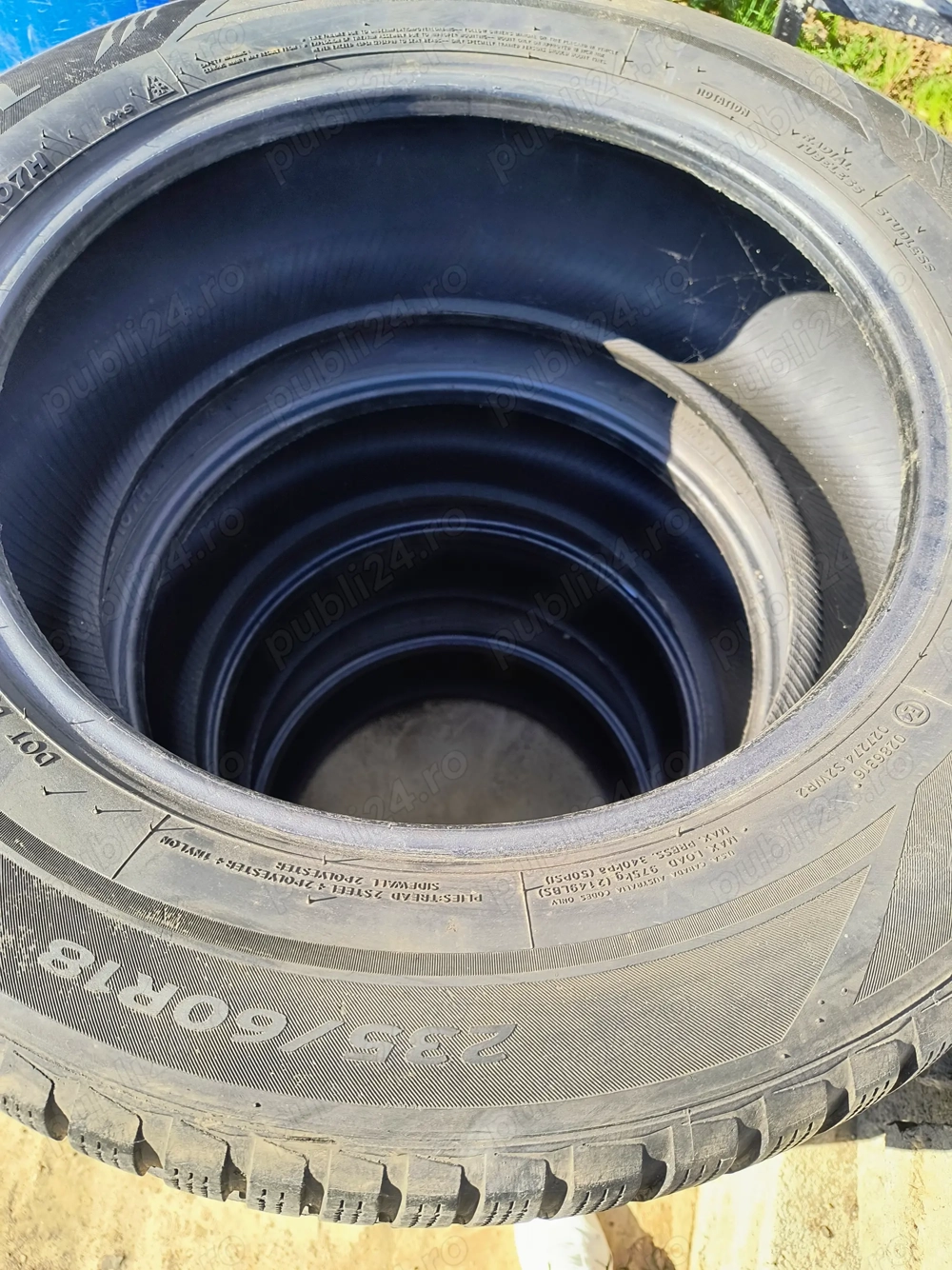 Vând 4 anvelope semi noi M S 