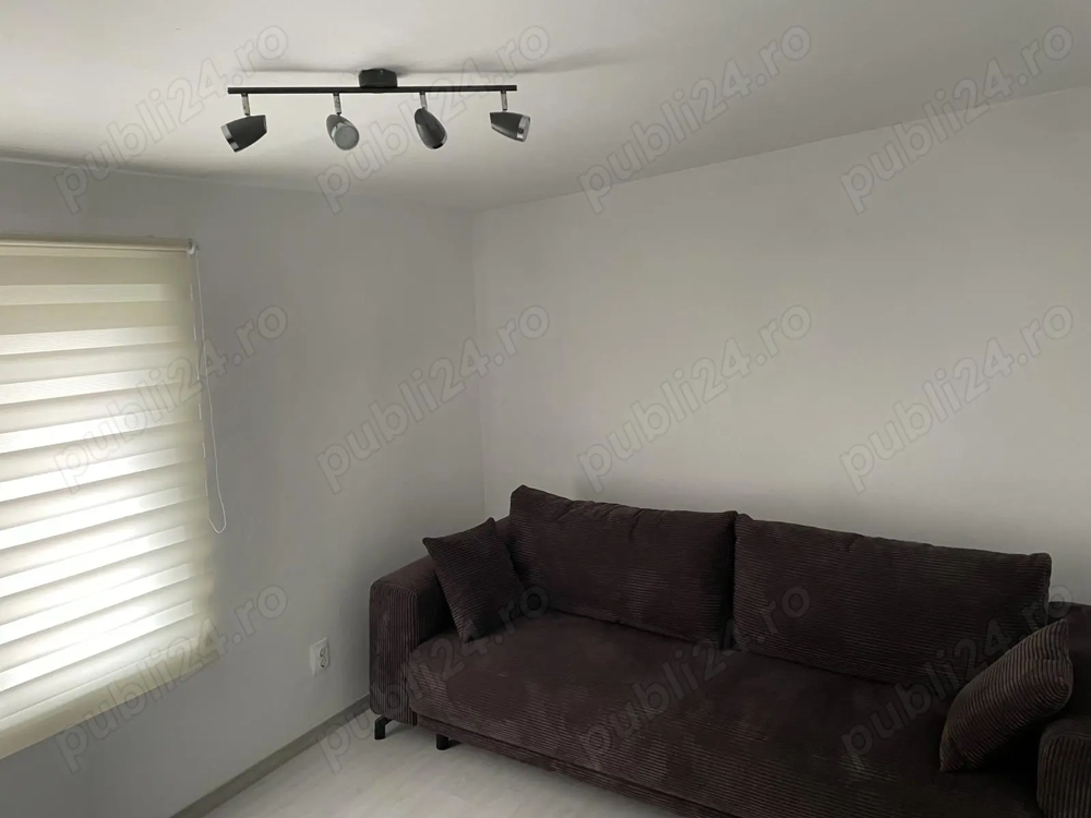 Vând casă în Berghia 