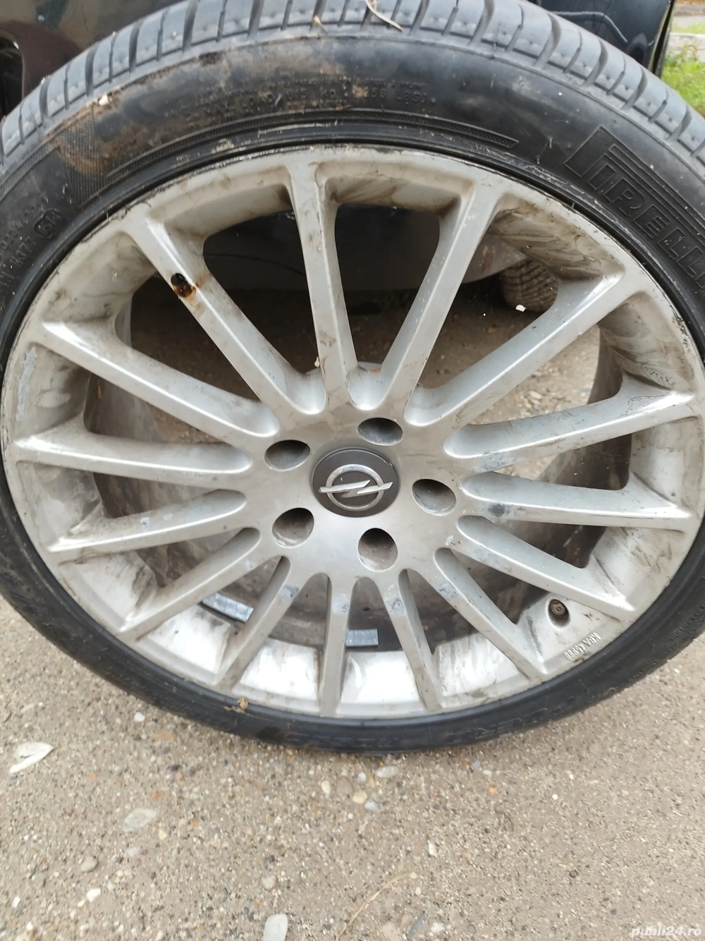 Vand roata de rezerva pentru Opel 