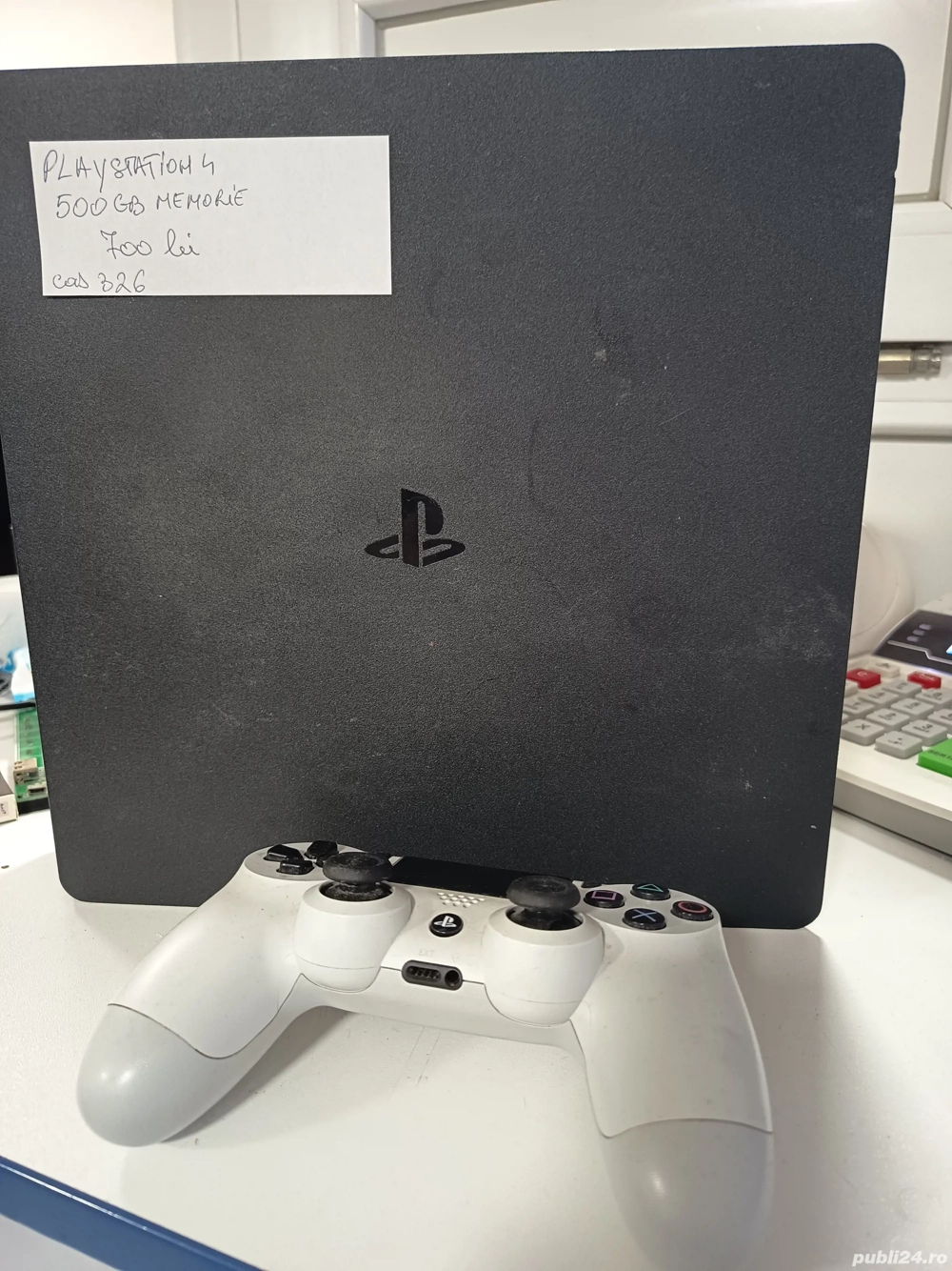 Playstation 4 Slim 