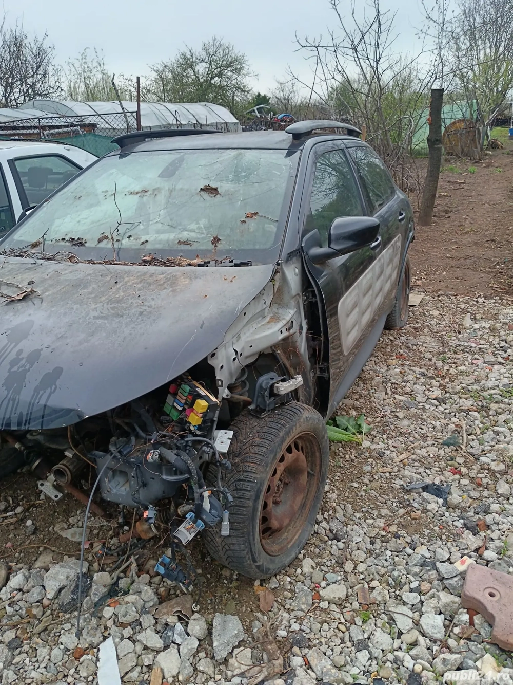 Dezmembrez Citroen cactus 