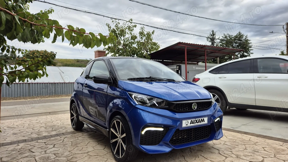 AIXAM Coupe GTI Diesel (16 ani - cat. B1)