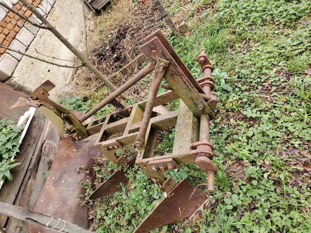 Vand plug pentru tractoare de 45 sau de 55 