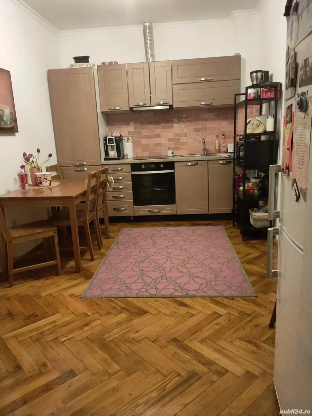 Vânzare s-au închiriere casă in zona 7 Noiembrie 