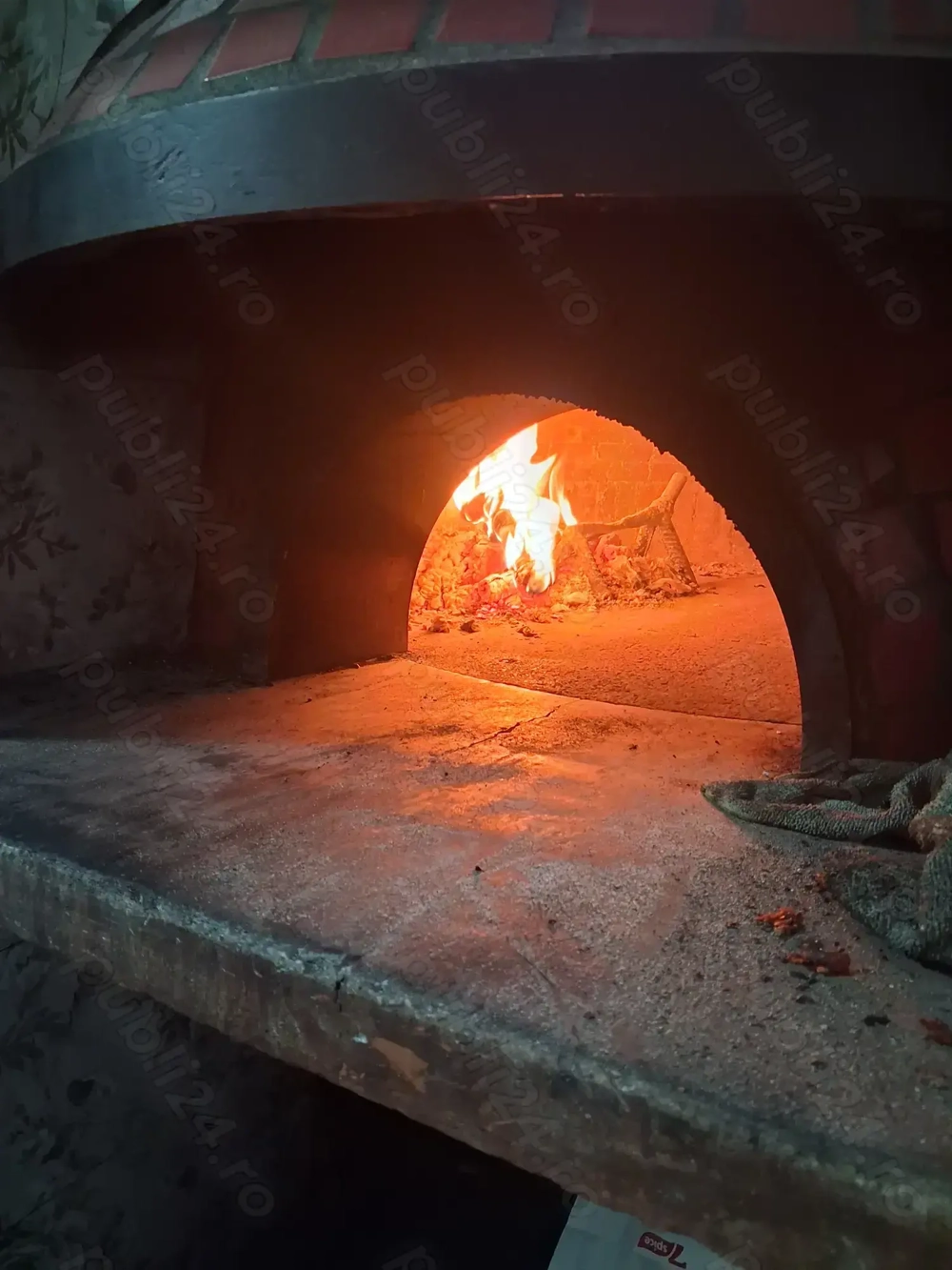 Bucatar pizzar cu experienta caut un loc de muncă 