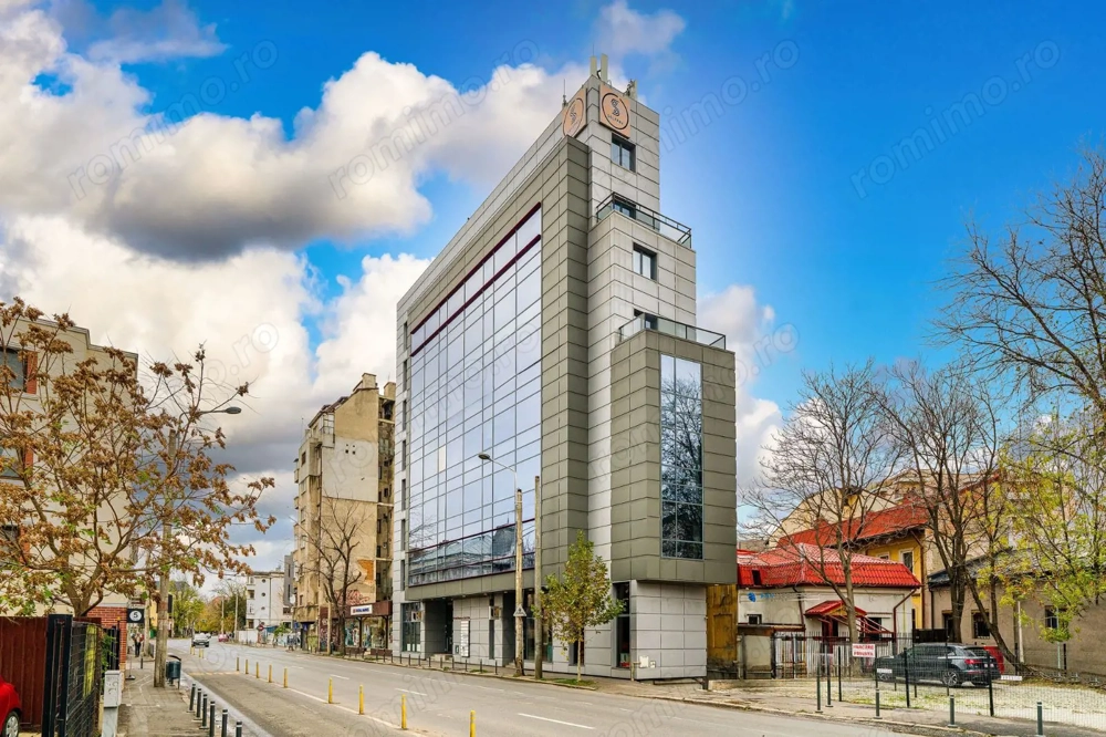 Comision 0! Spatii birouri in zona Dacia - Mosilor -  140mp