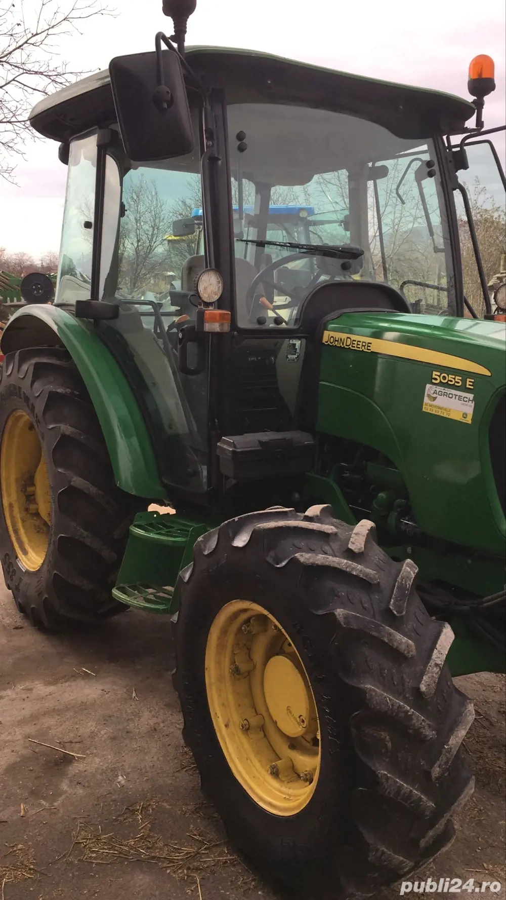 Vand tractor Jhon Deere 5055e