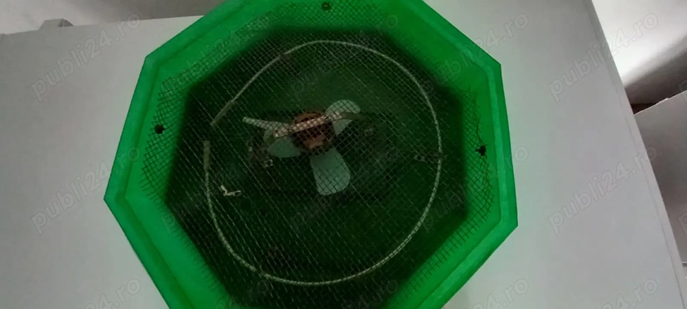 Incubator in stare foarte buna de functionare Cleo