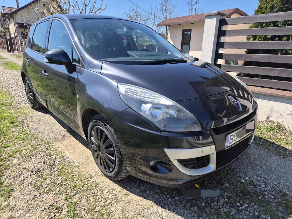 Vand schimb Renault Scenic 1.5 diesel 110 cp an 09 2011 euro 5  220.000 km