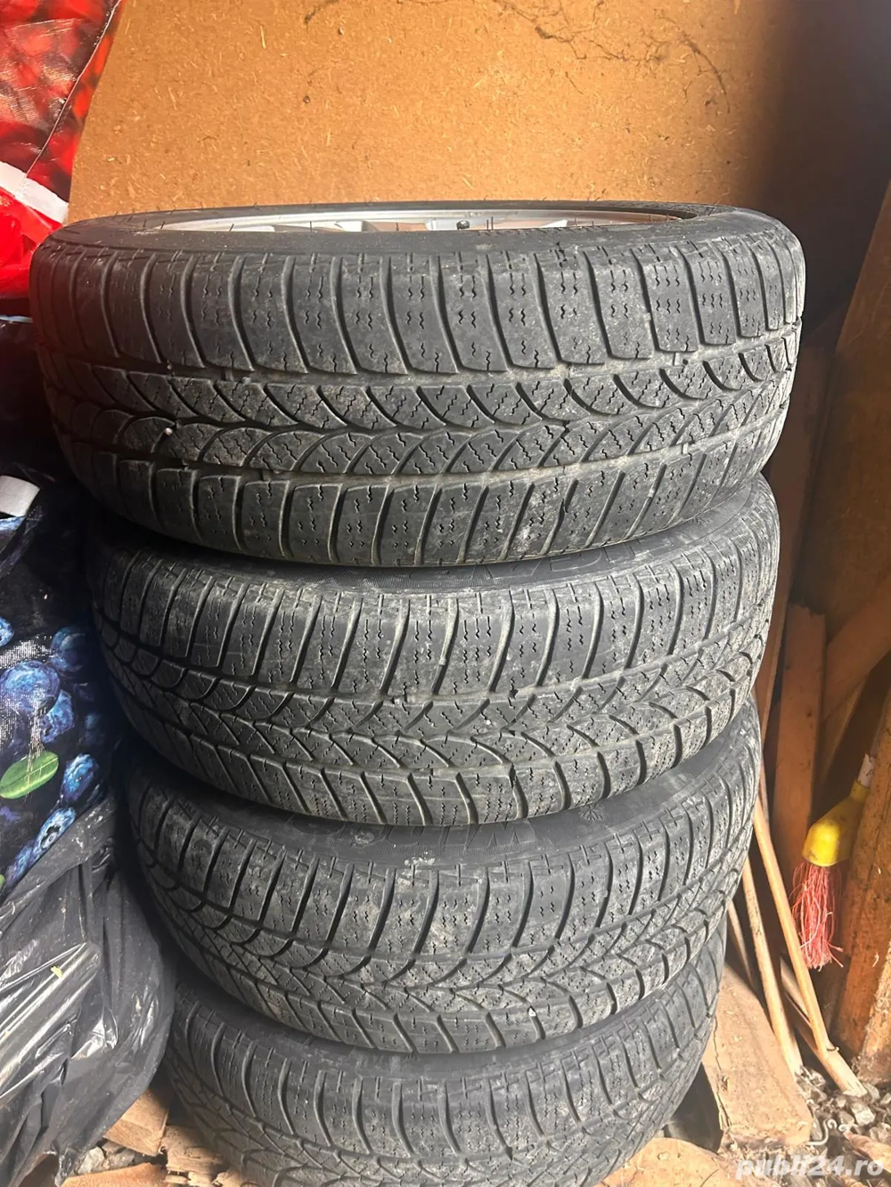 Vand jante pe 16 cu anvelope iarna