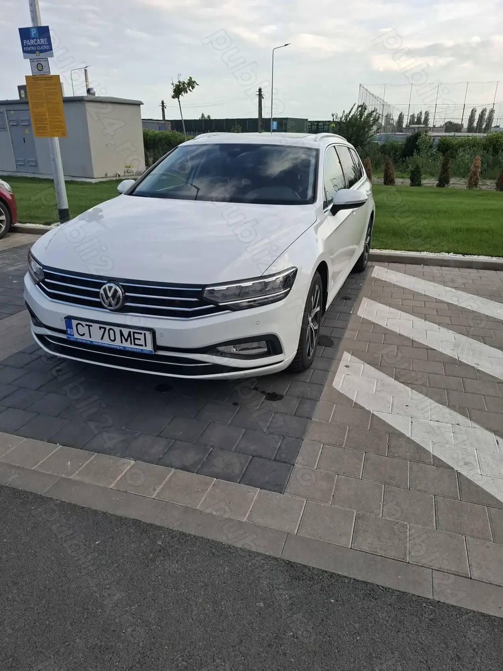 VW PASSAT VARIANT 2.0, 190 CP. Germania , AUTOMATA-DSG, SCR , Panoramic,Masaj lombar reglabil