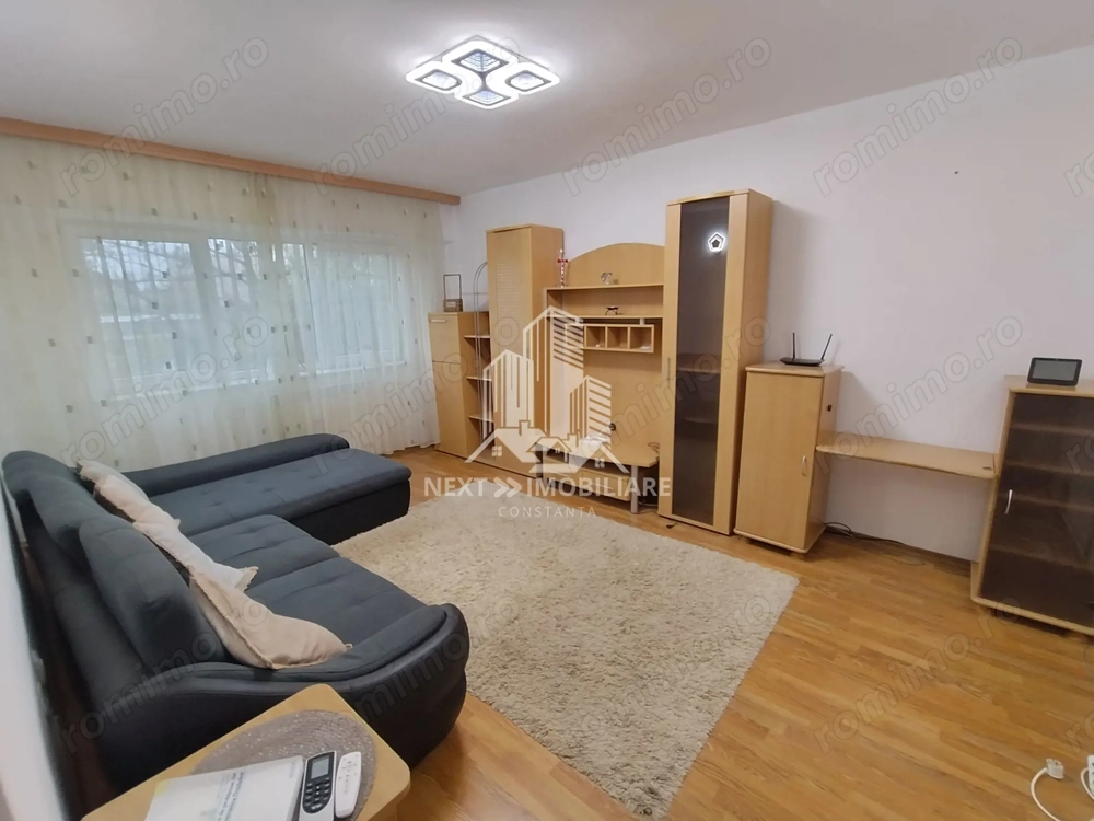 Apartament 3 camere, 2 bai, Adamclici,  Brotacei