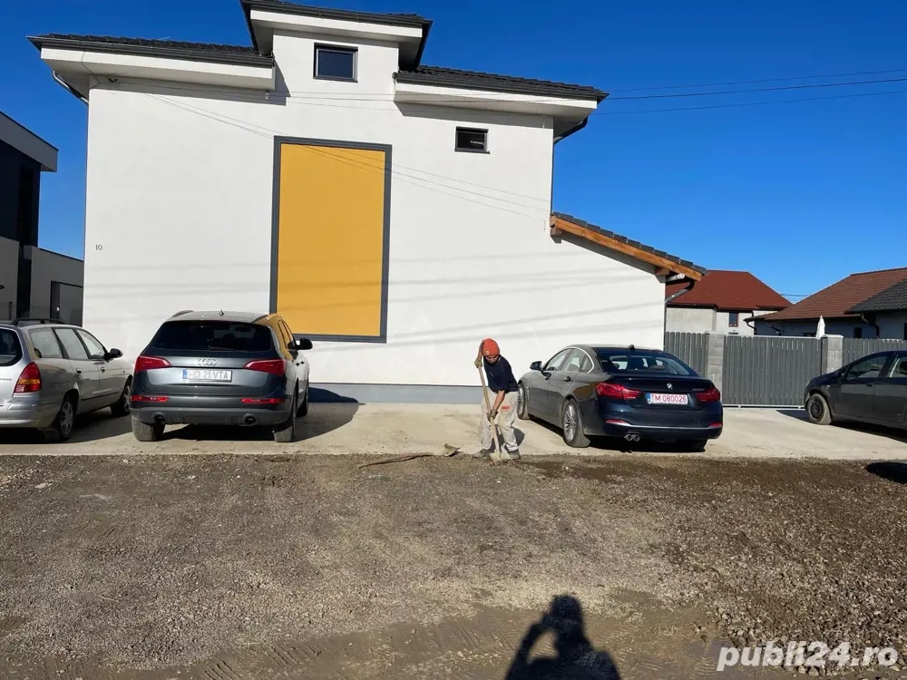 Casă înșiruită P+1E+pod(în cvadruplex)130 mp constr,asfalt,mobilata nou,130.000 !