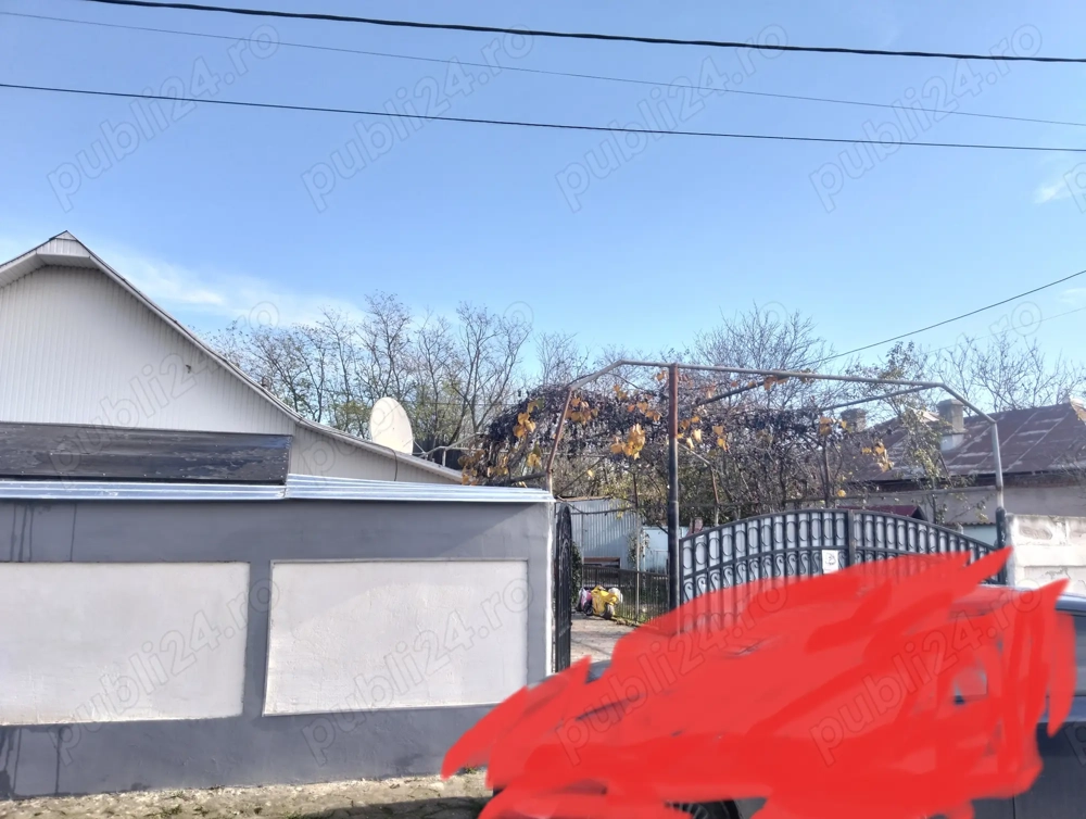 Casa de vânzare în sat stârci oraș Costești 