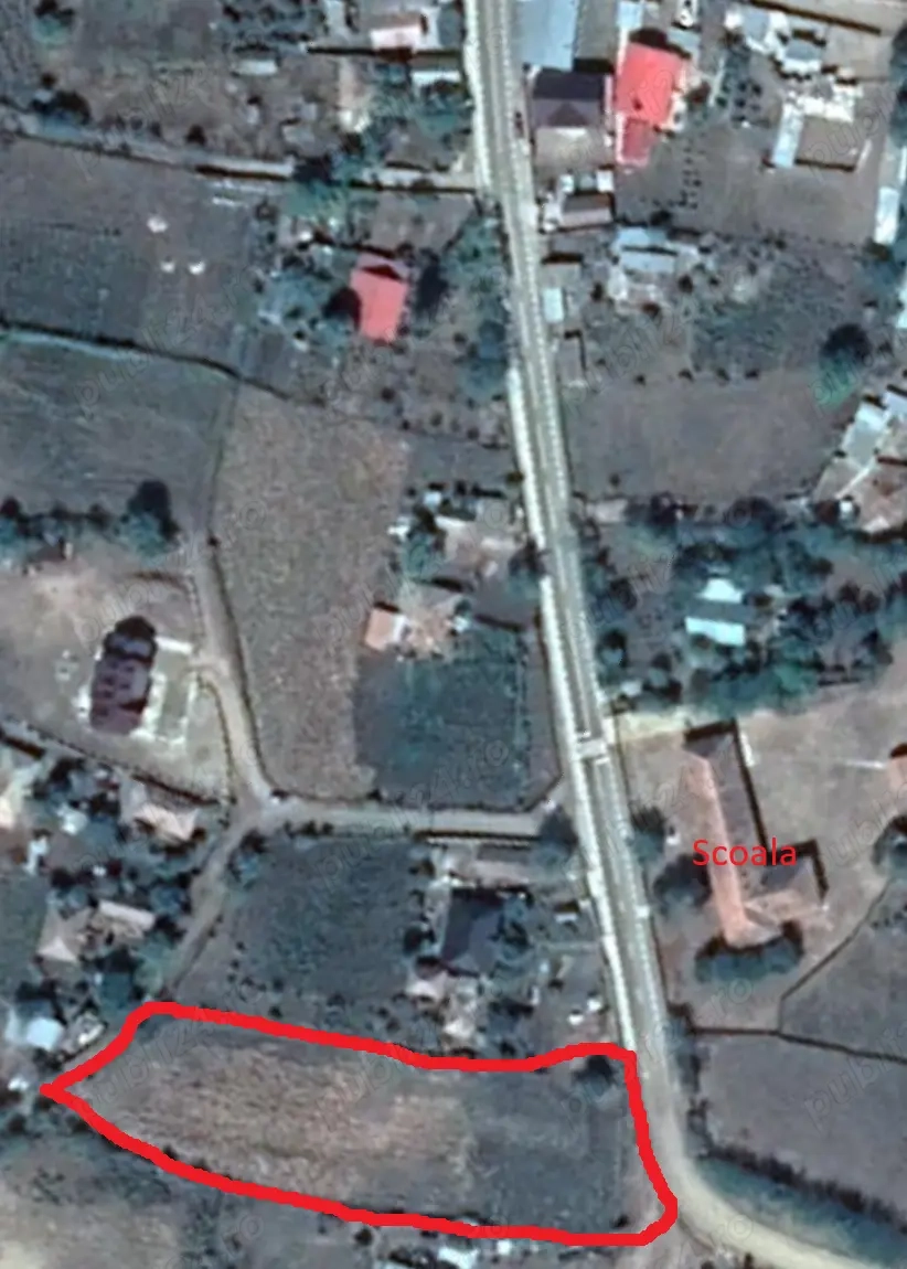 Teren intravilan - Pentru constructii case(2-3 case) - 3000mp