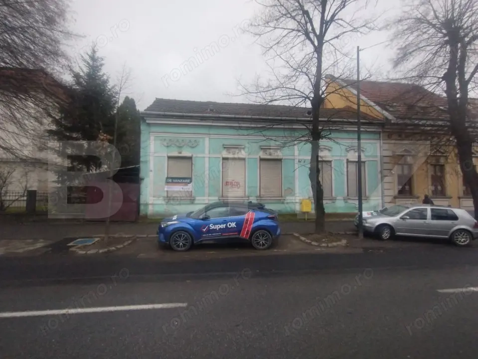 Casa cu 2 camere,70 mp,zona centrala