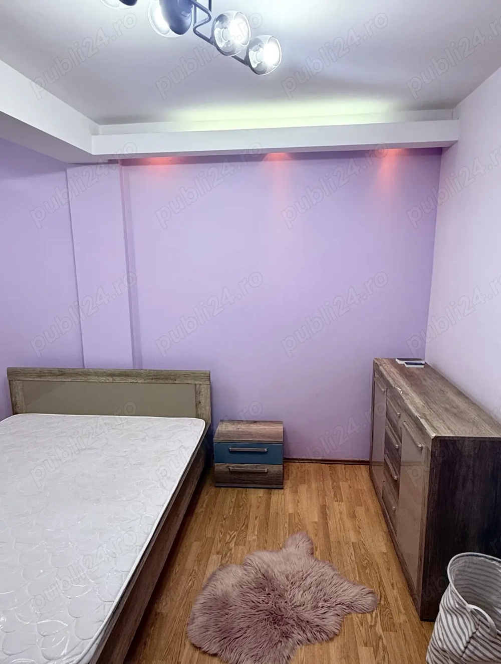 Inchiriez apartament cu 2 camere zona Andrei Muresanu