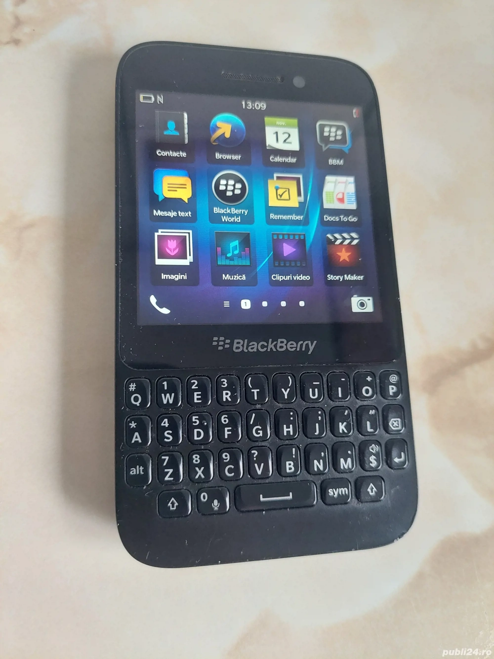 [Q5] Vând BlackBerry Q5 negru, fără probleme, soft nou [poze reale]