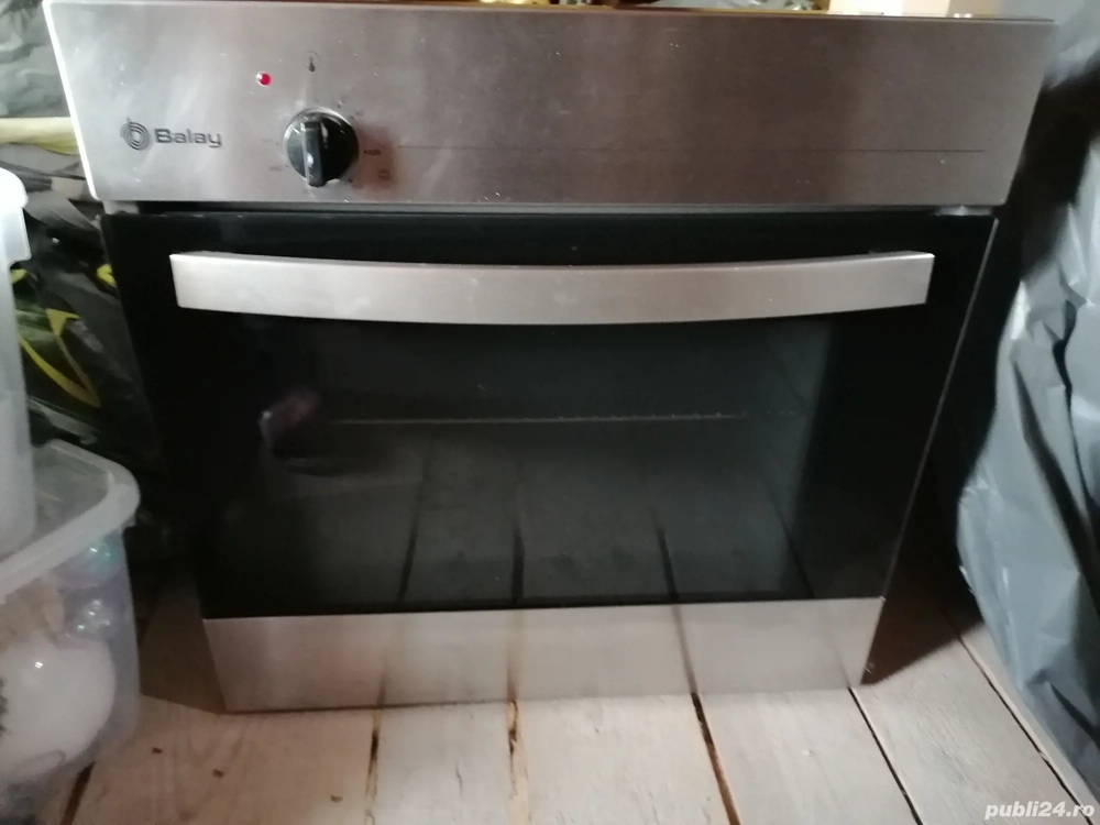 Cuptor electric incorporabil