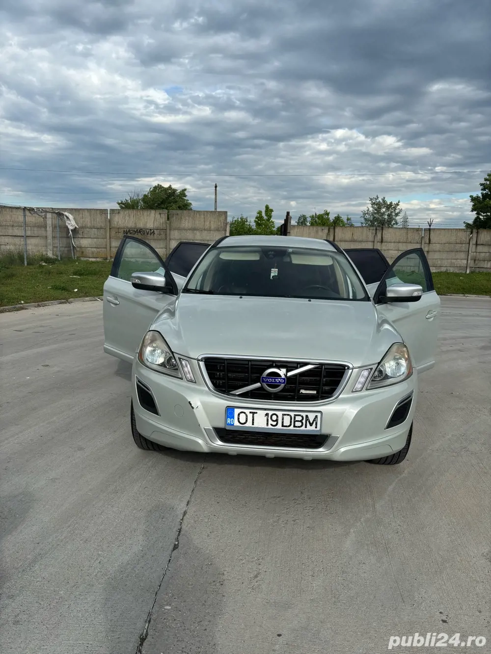 Volvo xc 60,  R design 